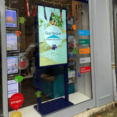 49-calowy dwustronny ekran LCD Wyświetla dwustronny monitor reklamowy